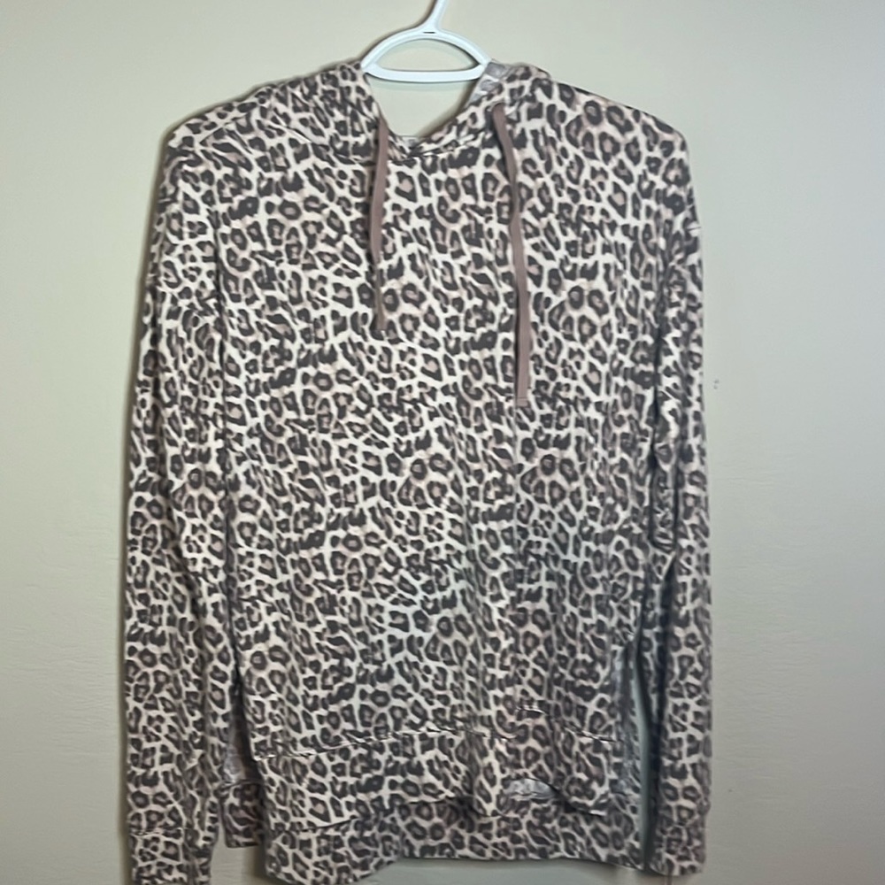Jasmine & Ginger Super Soft Cheetah Print Hoody - Size  Small